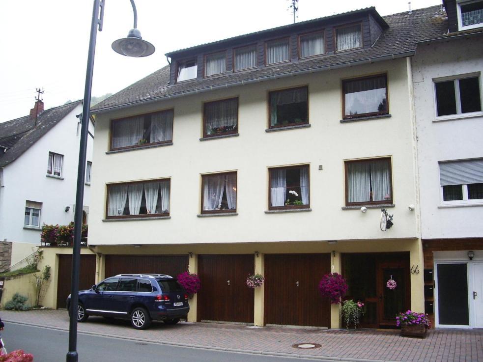Ferienwohnungen Haus Gisela - Unterkunft Schlossberg Bacharach Extérieur photo